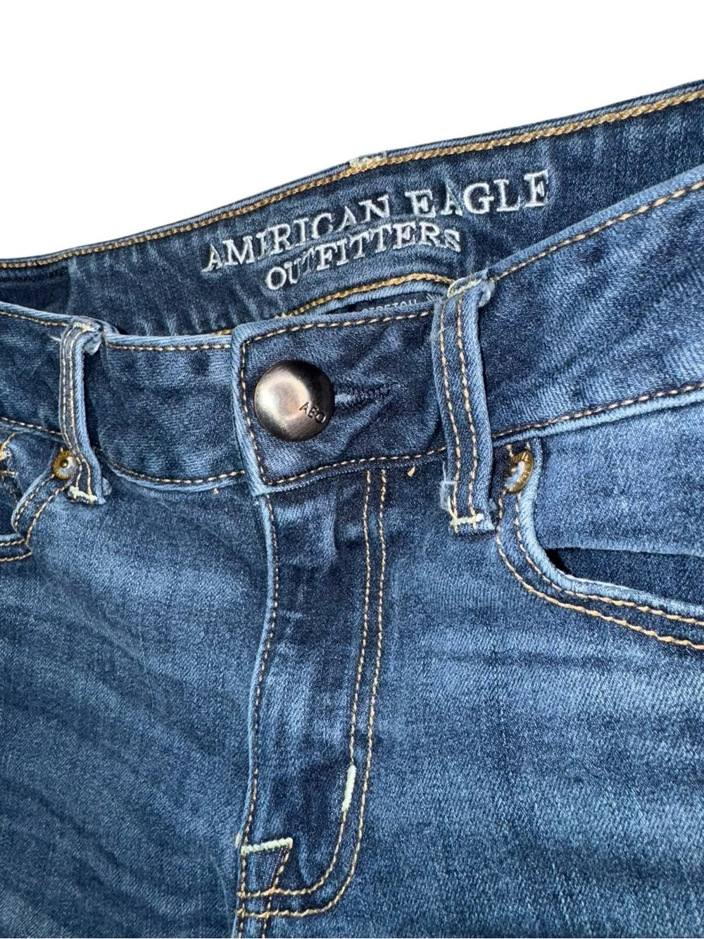 American Eagle Shortie Super Stretch Denim Shorts Womens 6 Frayed Cuffed Y2K